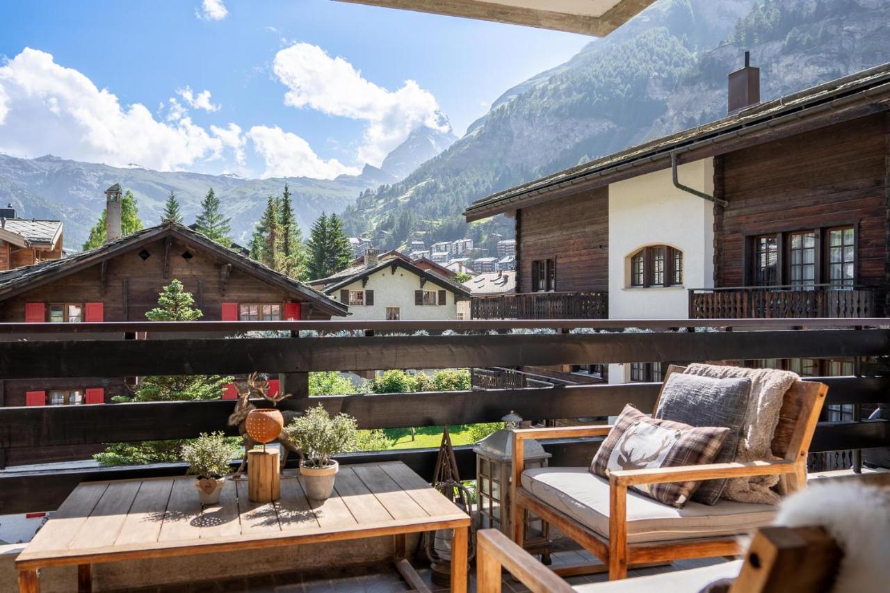 Stylish Home With Matterhorn View In The Center Zermatt Eksteriør bilde